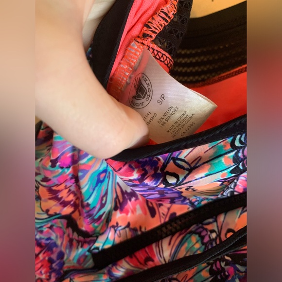 Bodyglove one piece Butterfly Bathingsuit ,high neck zipper back .small - Picture 7 of 14